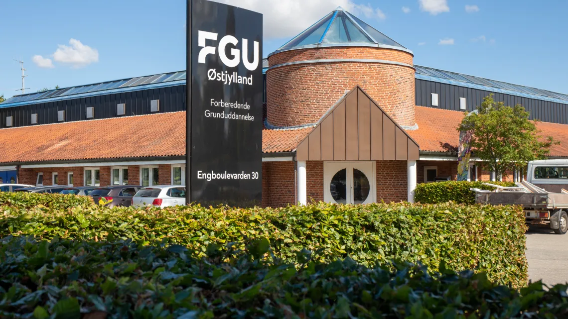 Styrket samarbejde mellem KUI og FGU Østjylland, pba. STUK's FGU-rejseholdets anbefalinger